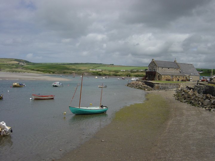 A very tranquil scene